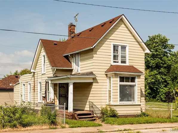 5043 Rosa Parks Blvd, Detroit, MI 48208