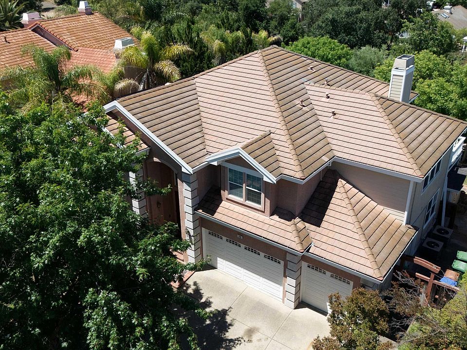 1st image of 720 Rutherford Cir