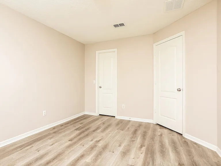 4408 Creeks Run Blvd — Photo 15