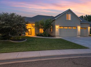 1223 Jonagold Dr, Richland, WA 99352