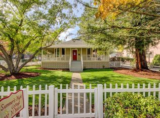 407 N Main St, Ashland, OR 97520