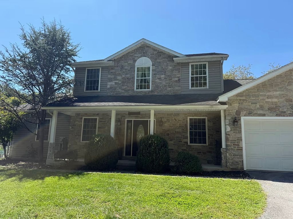 107 Red Oak Leaf Ln - Property Image