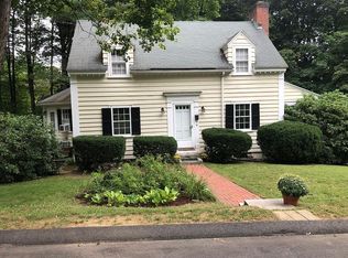 8 Wildemere Ter, Concord, NH 03301