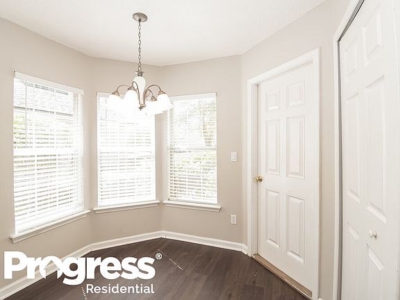 5th image of 3867 Pebble Brooke Cir
