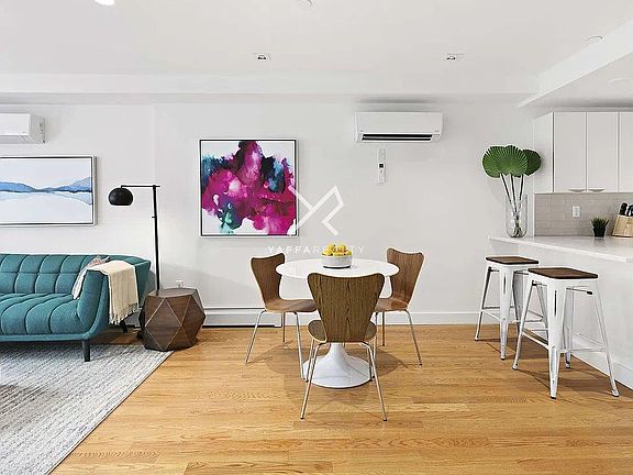 4th image of 39 E 21st St #7C