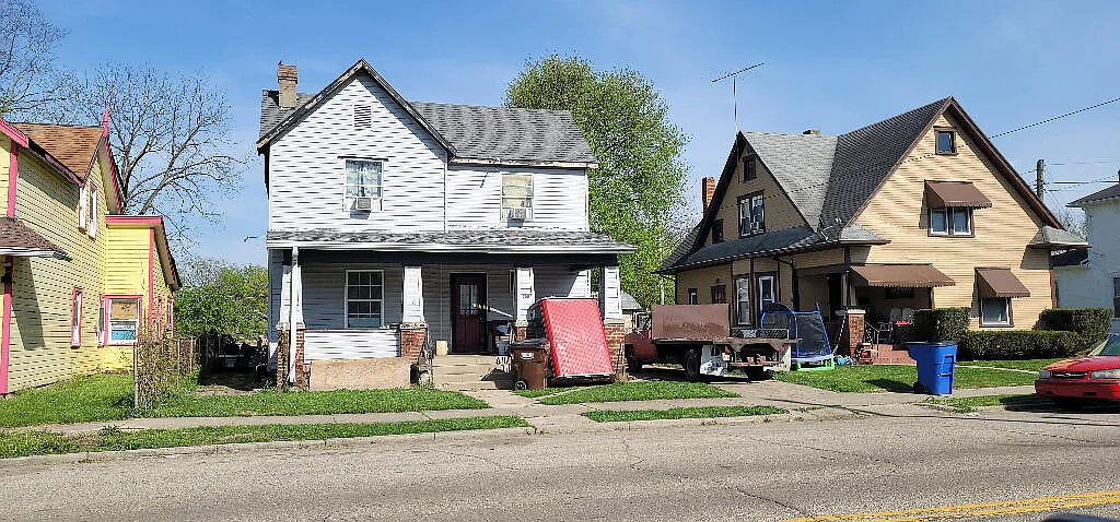708 S Wittenberg Ave photo 1