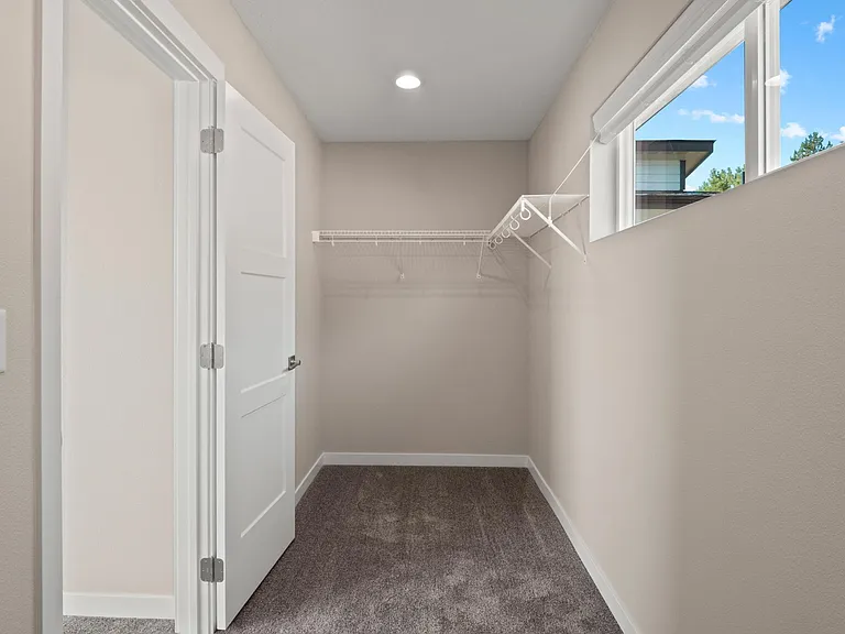 1648 S Cochran St — Photo 18