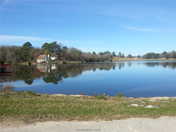 Milam Dr, Normangee, TX 77871