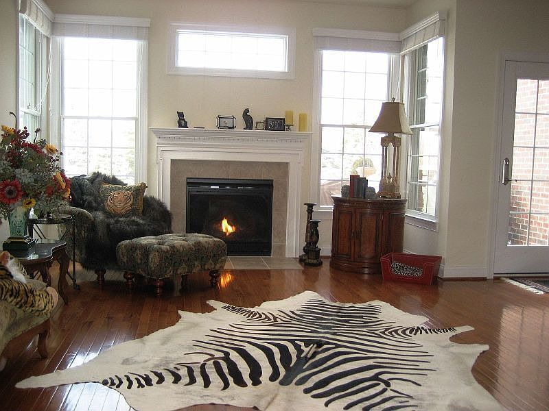 1st image of 44718 Broadmoor Cir N