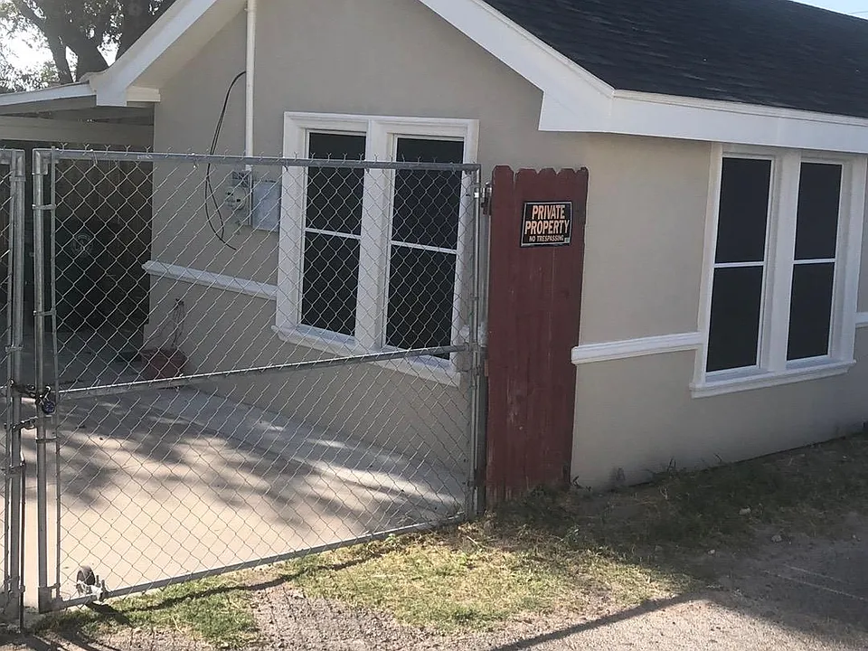 1522 N Dunlap Ave
