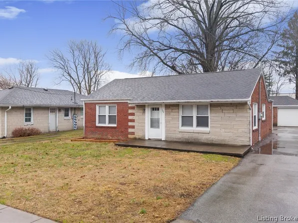 106 E Maple Court, Clarksville, IN 47129