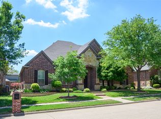 1009 Billie Johnson Ln, Garland, TX 75044