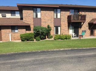 689 Evans St, Waupaca, WI 54981