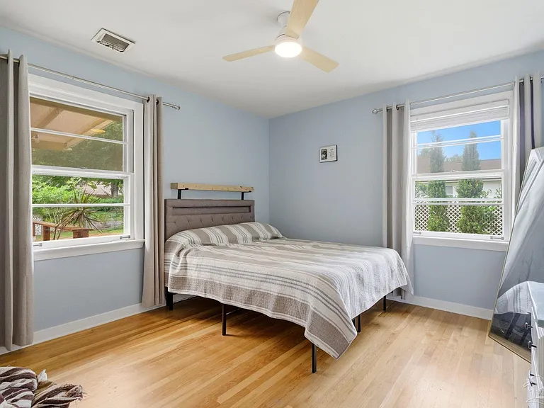 730 Nagel Dr — Photo 13