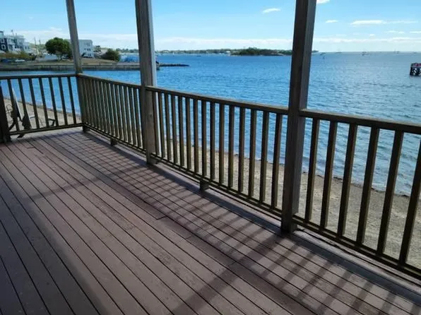 10 Beach Ct, Gloucester, MA 01930