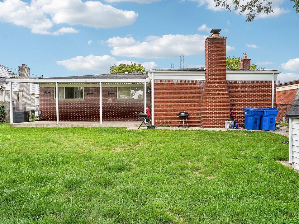 27248 Newport Dr, photo 22