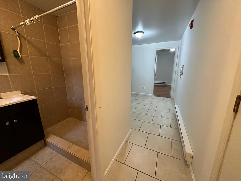 1915 Wharton St #2 — Photo 12
