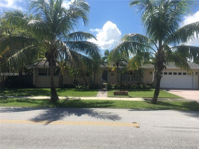 9300 SW 181st St, Palmetto Bay, FL, 33157