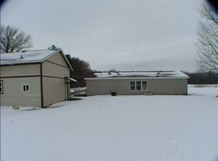 6483 Bell Rd, Birch Run, MI 48415