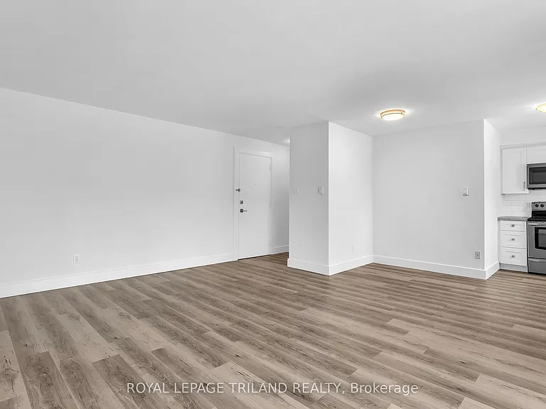 104 Devonshire Ave #204 — Photo 8