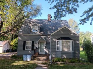 1012 N 7th St, Rochelle, IL 61068