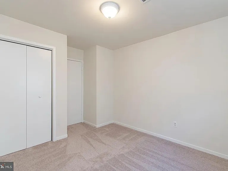 428 Harmon Rd #A — Photo 14