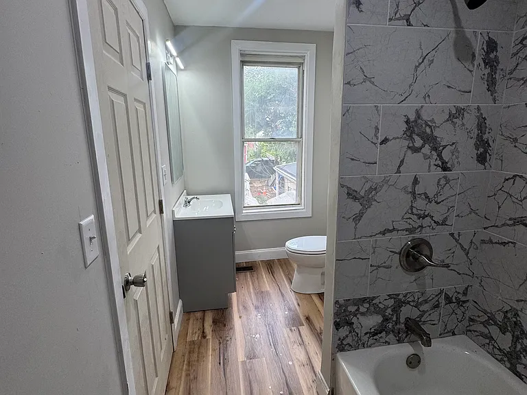 1351 N 10th St — Photo 3