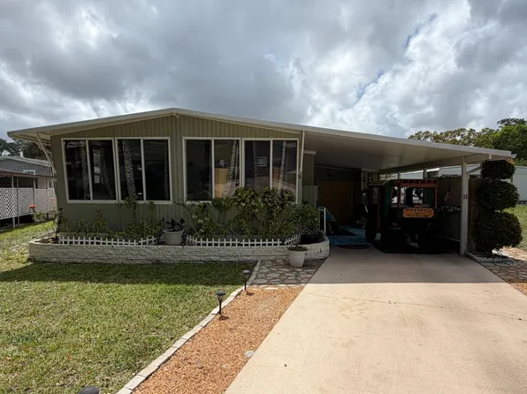 15 Red Coach Ct, Daytona Beach, FL 32119