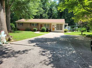 106 Crestview Dr, Belmont, NC 28012