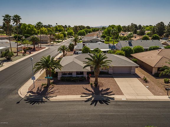3rd image of 21447 N Palm Desert Dr