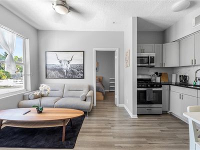 1320 Drexel Ave APT 305, Miami Beach, FL, 33139