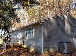 4020 Sugar Grove Rd SE, Lancaster, OH 43130