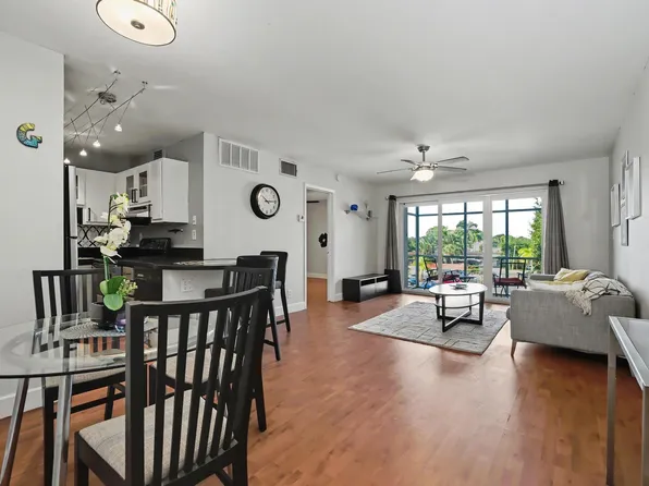 3000 NE 16th Avenue #305, Oakland Park, FL 33334