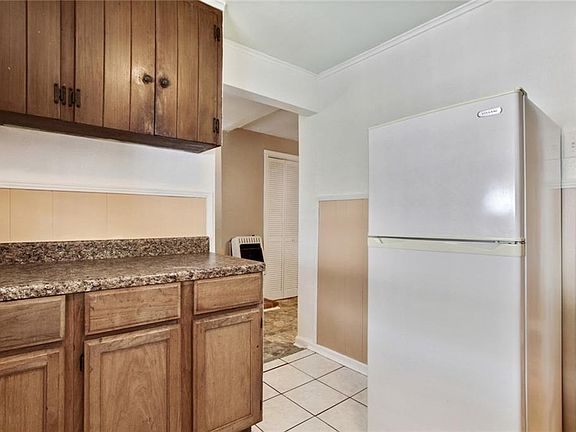4th image of 722-1 5th St