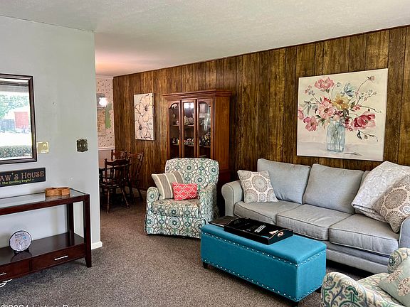 5th image of 11005 Benson Ln