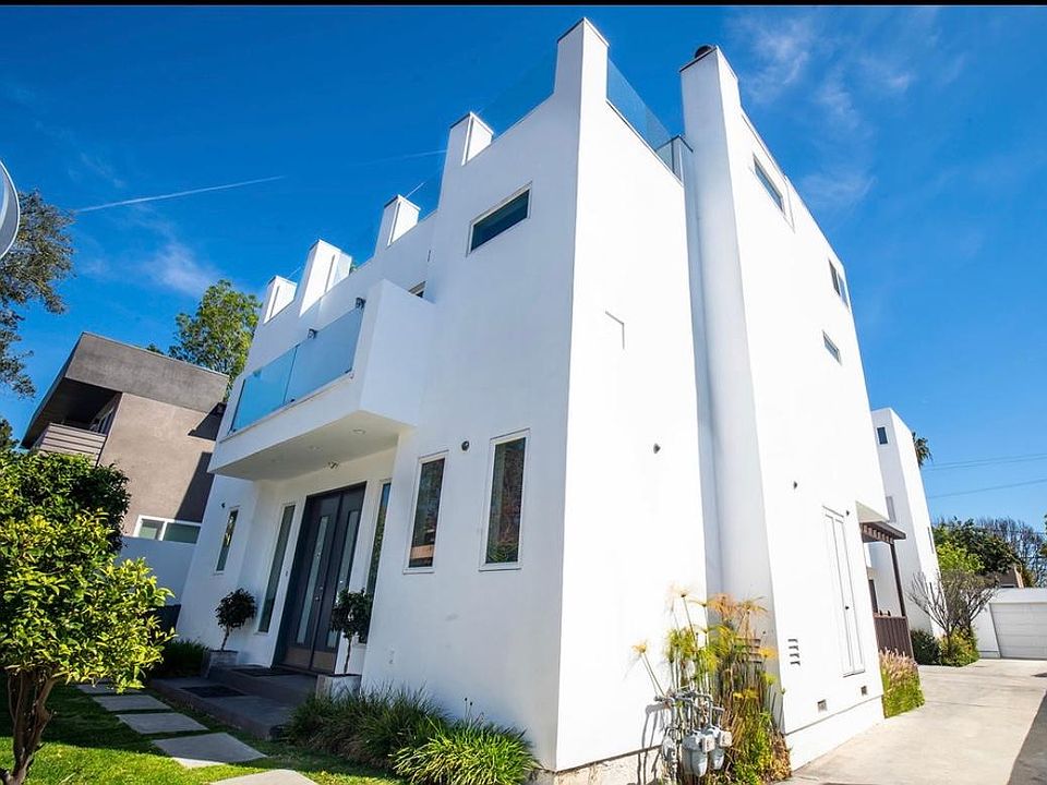 1st image of 1336 N Fairfax Ave #1336