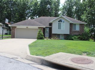 4050 W Greenwood St, Springfield, MO 65807