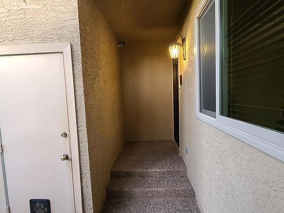 4th image of 2524 S El Paradiso Dr #27