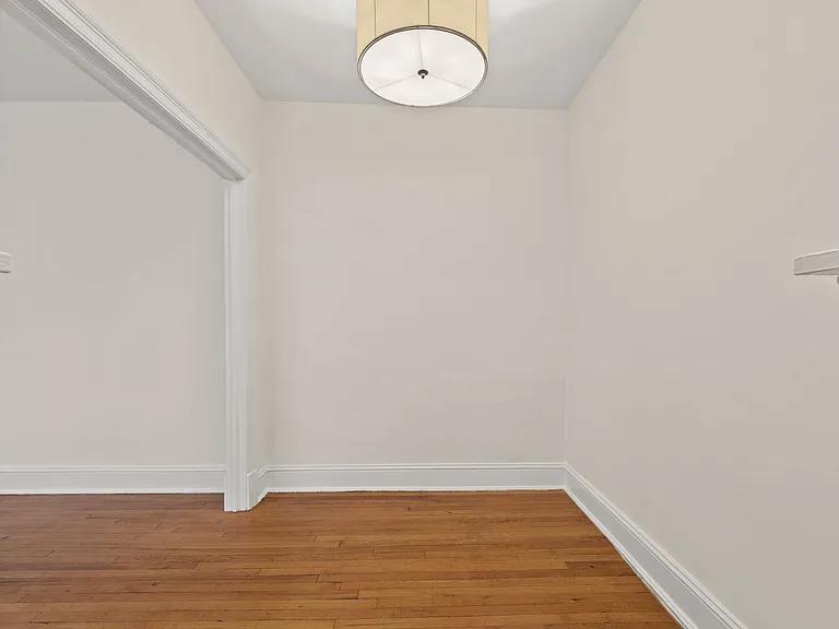 1954 Columbia Rd NW #304 — Photo 16