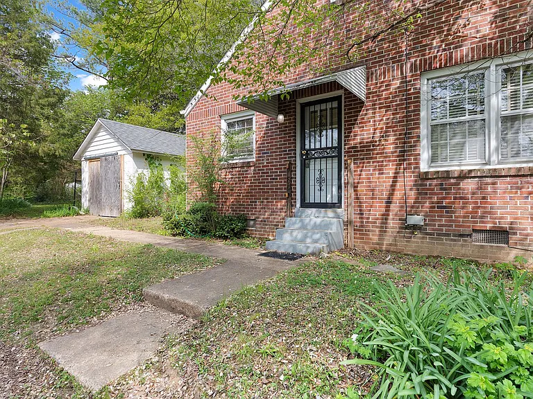 47 Brentwood Dr — Photo 17