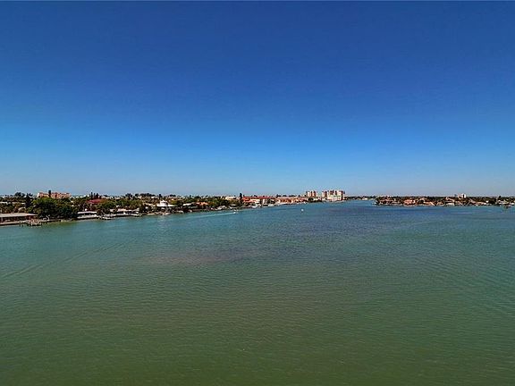 3rd image of 7922 Sailboat Key Blvd S APT 502