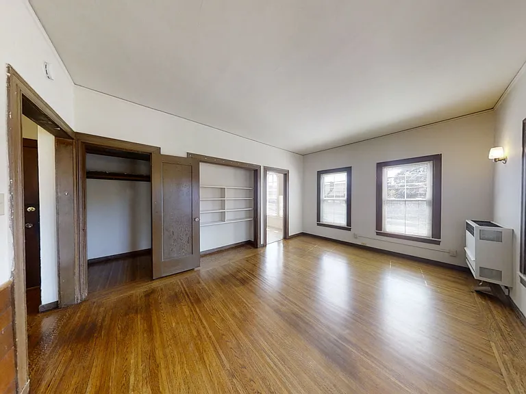 2817 College Ave — Photo 18