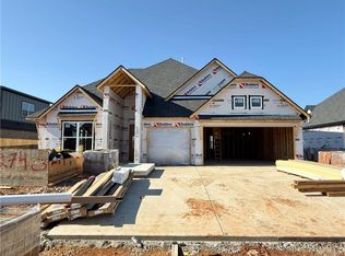 1421 Dresden Dr, Centerton, AR 72719