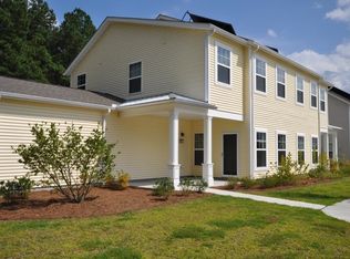 4576 Deckard Dr, Midway Park, NC 28544