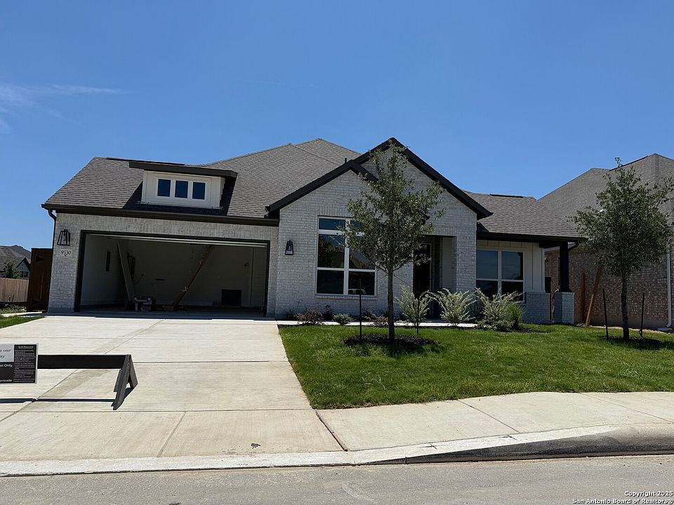 2nd image of 9530 Pioneer Junction