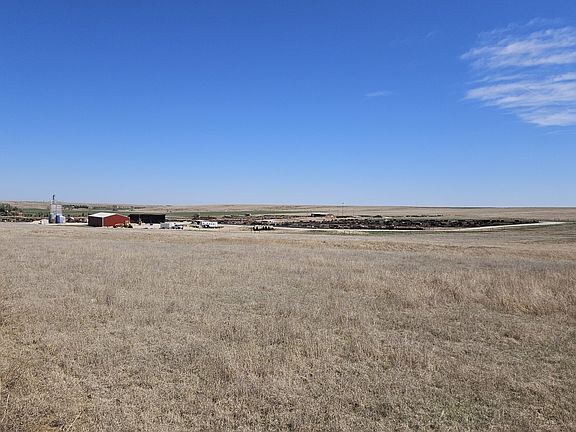 3rd image of 5010 Big Valley Dr