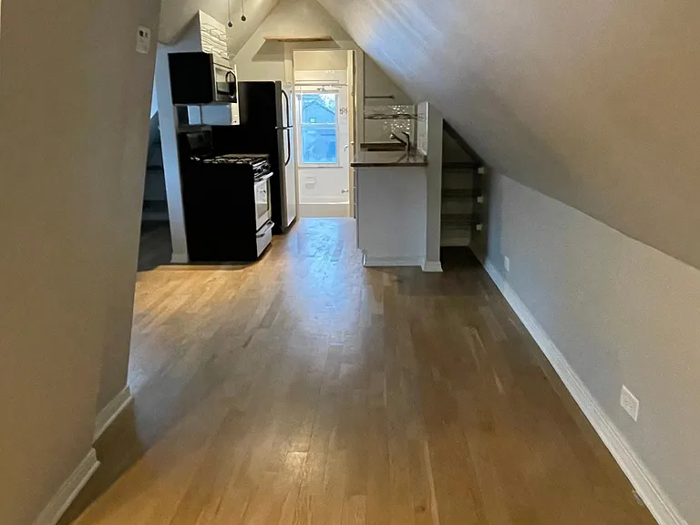 2847 W Dickens Ave #3 — Photo 3