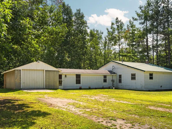 7407 Westwood Rd, Johannesburg, MI 49751