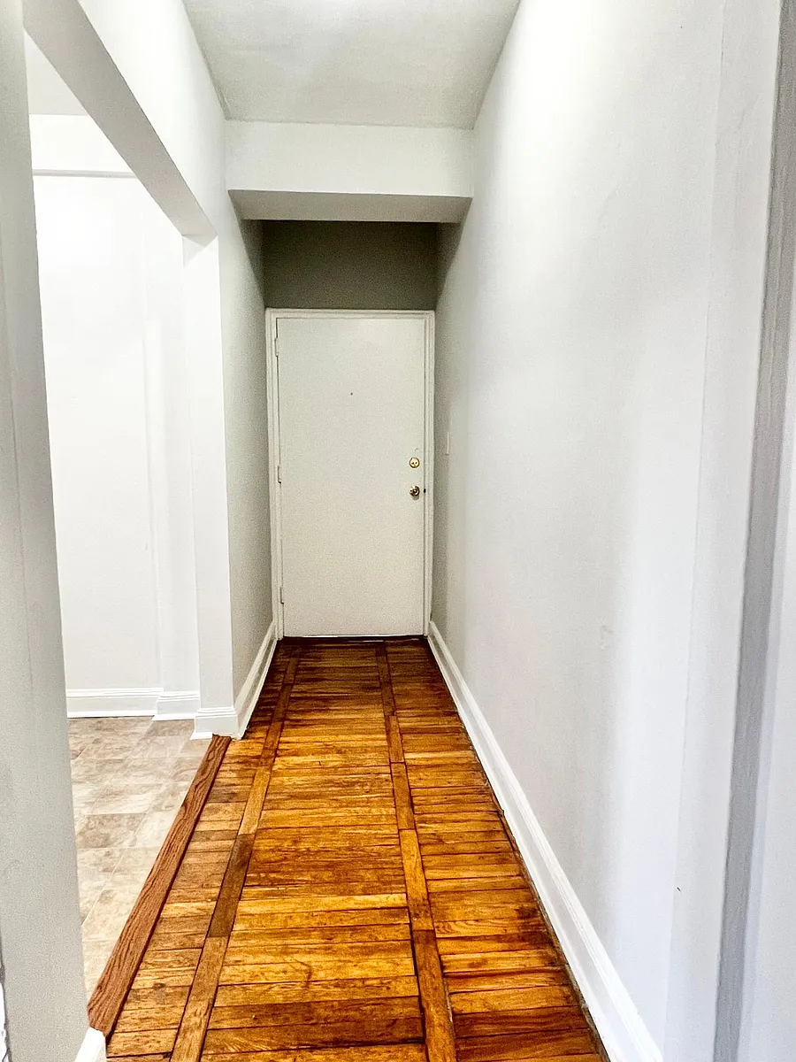 Building Photo - 1441 Somerset Pl NW #202