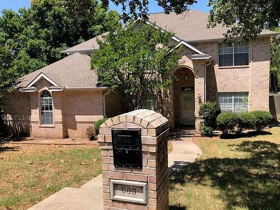 3rd image of 600 Pine Meadow Ct